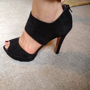 BCBG black suede 5 inch heels 8.5M